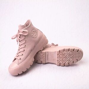 Womens Converse Chuck Taylor All Star Hi Lugged Leather Mauve Monochrome